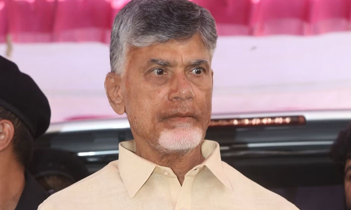  Amit Shah Gave A Warning To Purandareshwari Is It Chandrababu Reason, Chandrab-TeluguStop.com