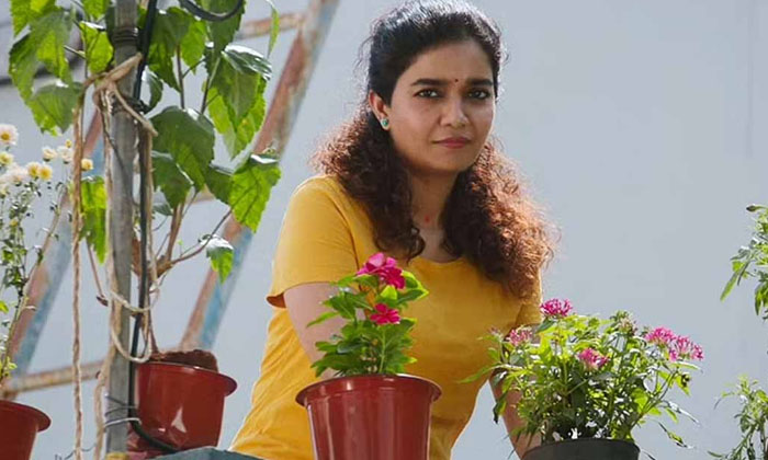  Colour Swathi Emotional About Rumours On Her, Colour Swathi, Naveen Chandra-TeluguStop.com