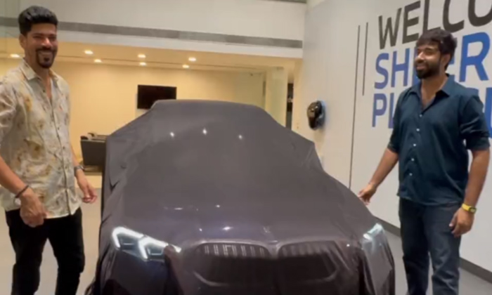  Mark Antony Producer Vinoth Gifts Director Adhik Ravichandran A Brand New Bmw-TeluguStop.com