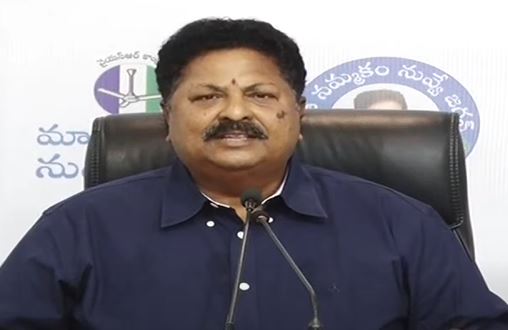  What Did Chandrababu Do To The People During His 14-year Rule?: Minister Karumur-TeluguStop.com