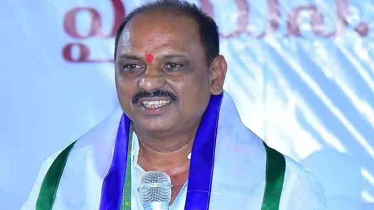  Andhra Pradesh : Assassination Attempt On Penukonda Mla-TeluguStop.com