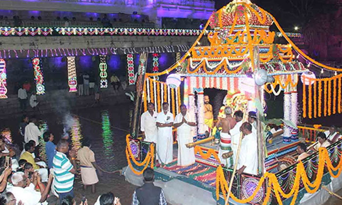 Telugu Andhra Pradesh, Devotees, Tirupati, Vijayadashami-Latest News - Telugu