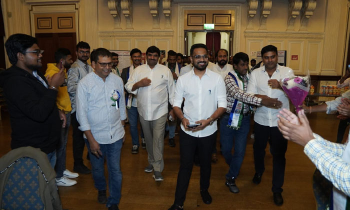 Telugu Drpradeep, London, Sajjalabhargava, Cm Jagan, Ycp Ap, Ysr Congress, Ysrcp