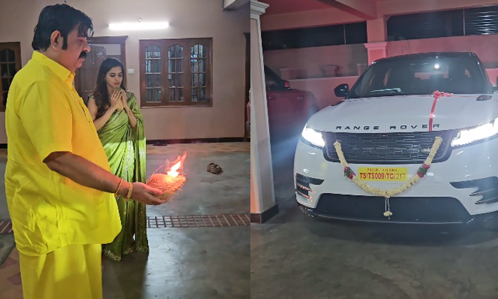  Ashu Reddy Buys A Range Rover Venuswamy Completes Rituals-TeluguStop.com