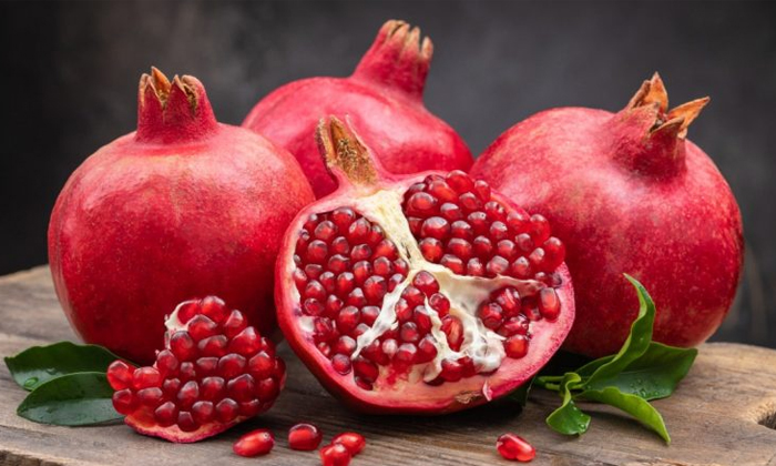  Dont Make This Mistake While Eating Pomegranate Details, Eating Pomegranate, Po-TeluguStop.com