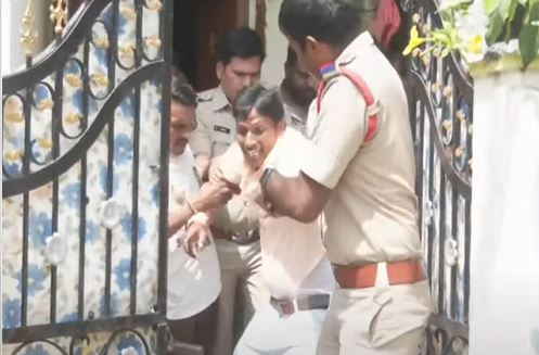  Firing In Hanmakonda-TeluguStop.com