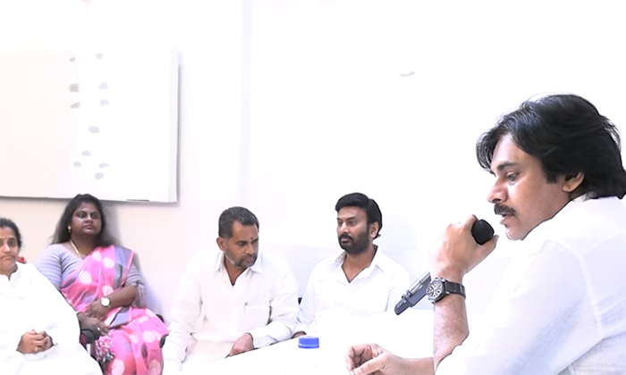  Janasena Will Contest In Telangana Elections Says Pawan Kalyan, Janasena , Telan-TeluguStop.com