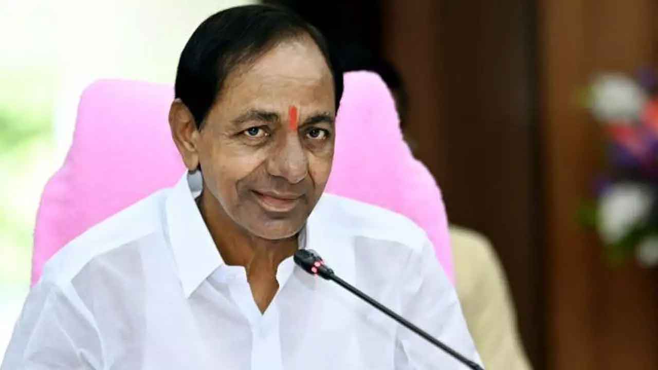  Kcr Govt To Implement Cashless Health Insurance Scheme For Employees-TeluguStop.com