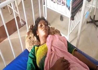  Inhumanity In Mopidevi Mandal Of Krishna District-TeluguStop.com