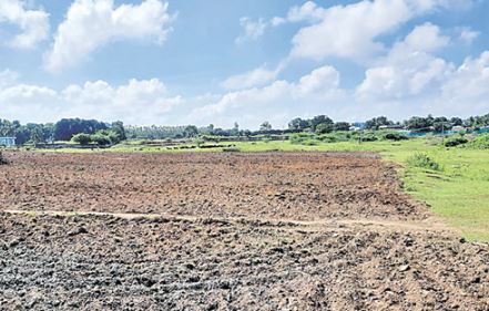  Dispute Over Temple Land In Purushottapatnam Of Bhadradri District..!!-TeluguStop.com