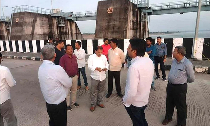 Telugu Ambati Rambabu, Chandrababu, Chinta Mohan, Kodali Nani, Komatirajagopal,