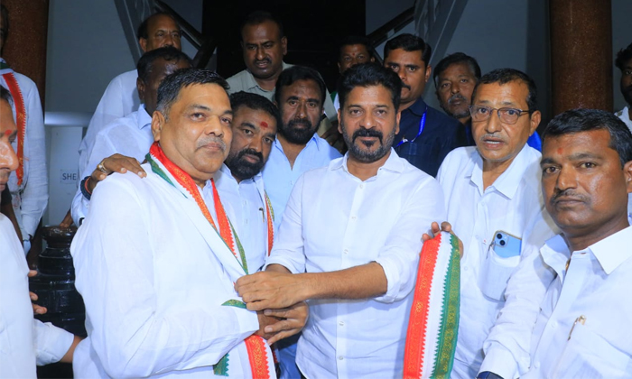  Rajanna Siricilla Brs Leaders Joined Congress Party Details, Rajanna Siricilla,-TeluguStop.com