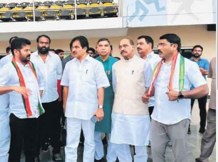  Key Comments Of Aicc Secretary Mansoor Ali Khan On Tickets-TeluguStop.com