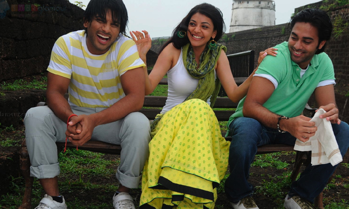 Telugu Allu Arjun, Arya, Sukumar, Tollywood, Arya Average-Movie