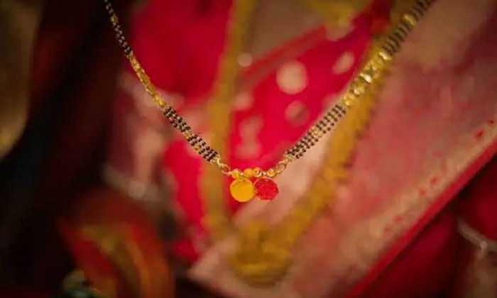  Do You Know Why Married Women Wear Mangalsutra , Women ,decorative Ornaments ,m-TeluguStop.com