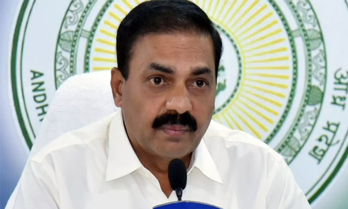  Ap Minister Kakani Govardhan Reddy Is Serious About Telangana Ministers Details,-TeluguStop.com