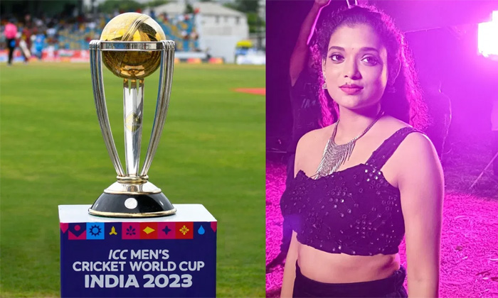  Actress Rekha Boj Bold Comments Over India Won World Cup-TeluguStop.com