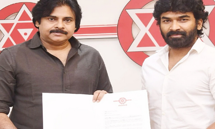 Telugu Big Background, Communist, Janasena, Mogalirekulu, Pawan Kalyan, Rk Sagar