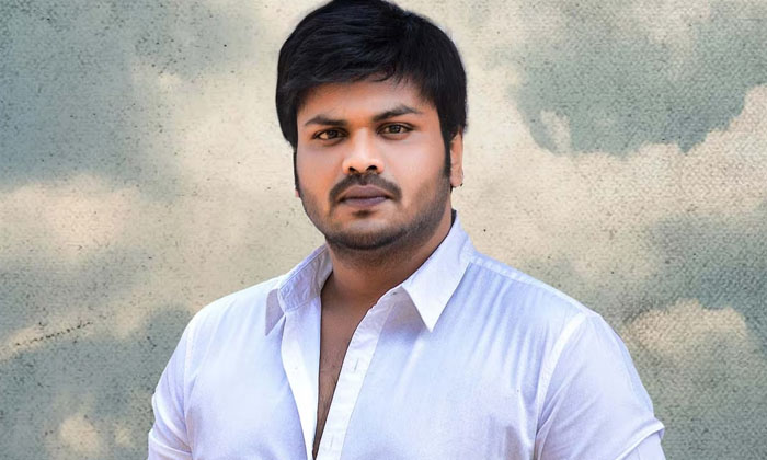  Manchu Manoj's Shocking Comments Saying That No One Should Have Such An Elder Br-TeluguStop.com