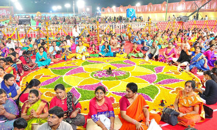Telugu Devotees, Devotional, Hyderabad, Ntr Stadium, Scholars-Latest News - Telu