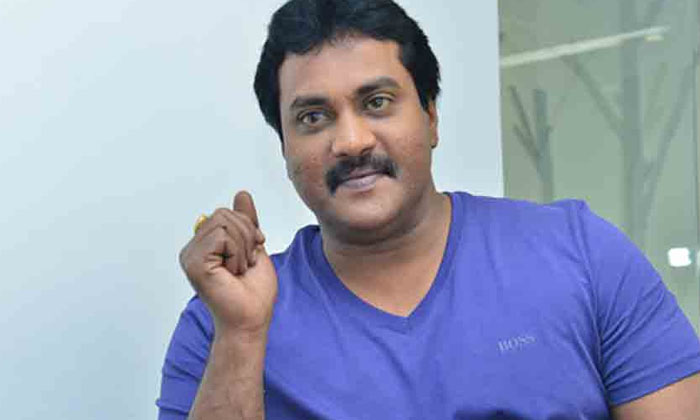  Is That The Super Hit Movie That Sunil Missed As The Hero Directed By Trivikram-TeluguStop.com