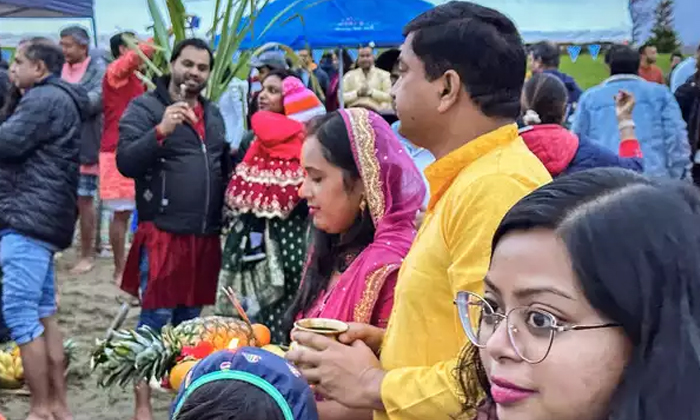  Us Nris Celebrated The Holy Festival Of Chhath Puja, Nri News, Chhath, Sun God,-TeluguStop.com