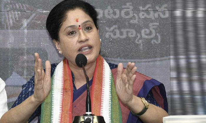  Both Brs And Bjp Are One..: Vijayashanti , Vijayashanti , Cm Kcr , Brs , Bjp,-TeluguStop.com