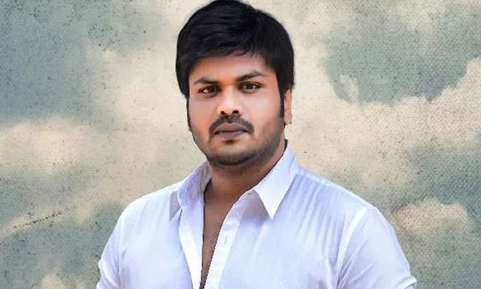  Who Ruined Manchu Manoj's Film Career, Manchu Manoj , Bhuma Maunika Reddy, Movie-TeluguStop.com