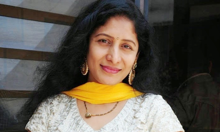 Actress Jayalaxmi Comments On Mohan Babu Goes Viral In Social Media Details, Jay Actress Jayalaxmi Comments On Mohan Babu Goes Viral In Social Media Details, Jay-TeluguStop.com