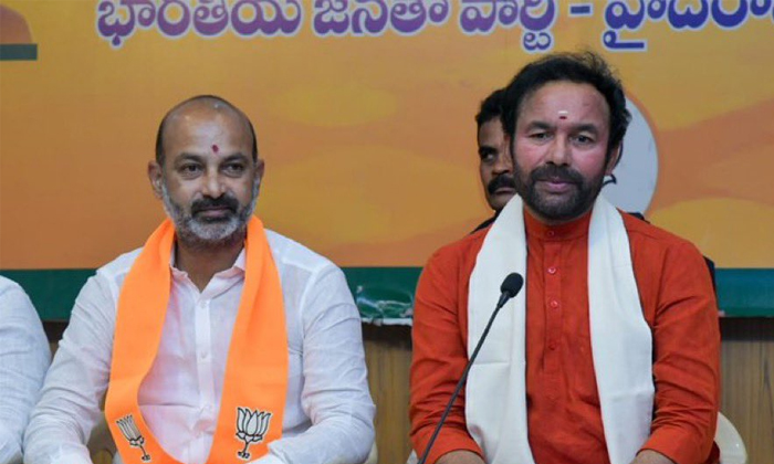  Confusion Among Kishan Reddy Bandi Sanjay Etela Rajender Over Cm Candidate Detai-TeluguStop.com