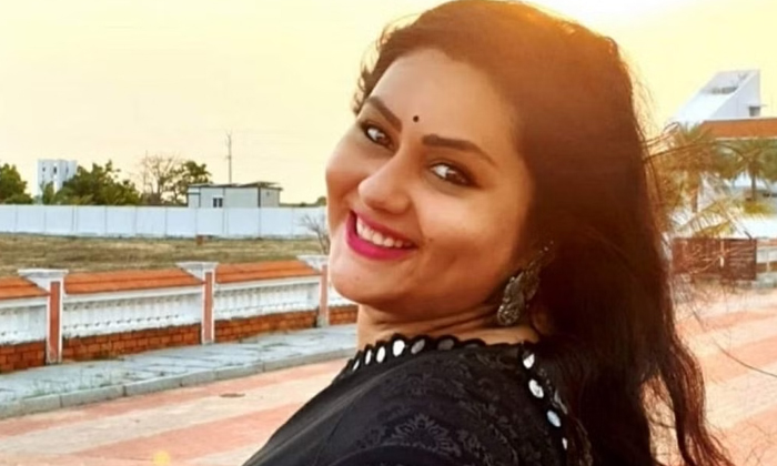  Latest News About Heroine Namitha, Namitha, Fat, Weight Gain, Tollywood ,tamil,-TeluguStop.com