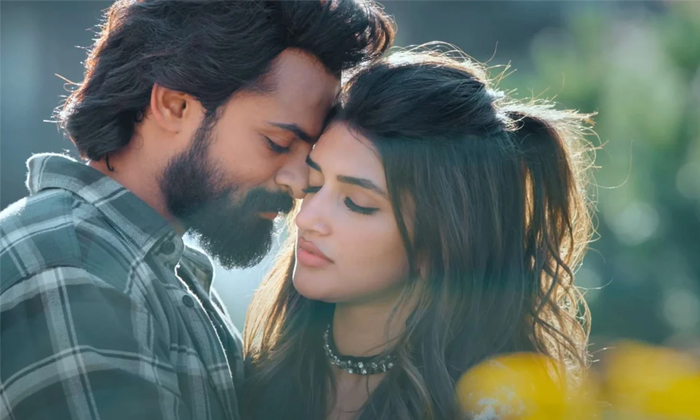  Mega Hero Vaishnav Tej Hopes On Sreeleela For Adikeshava , Adikeshava , Mega H-TeluguStop.com