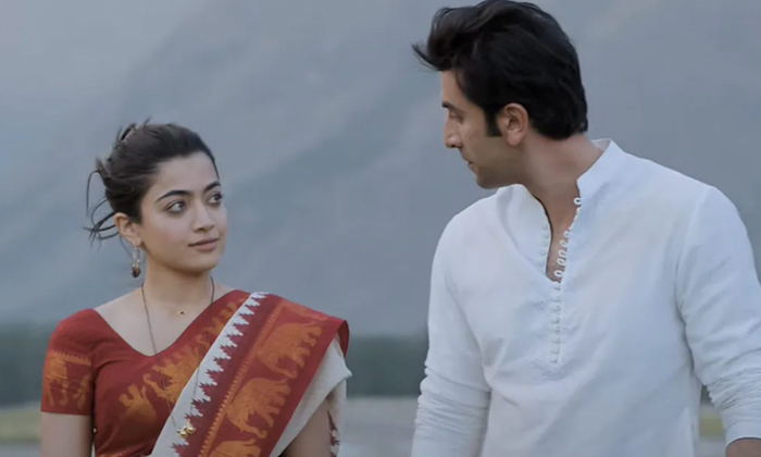  Rashmika Mandanna And Ranabeer Kapoor Romance In Animal Movie , Animal Movie, Sa-TeluguStop.com