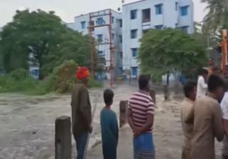  Heavy Rains In Tamil Nadu.. People's Lives Are Chaotic-TeluguStop.com