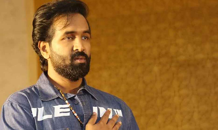  Artistes Who Are Leaving Bhakta Kannapps Film What Happened , Manchu Vishnu , B-TeluguStop.com