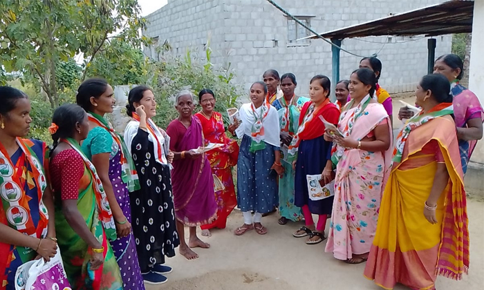 Women Elections Campaign In Support Of Medipalli Satyam, Women, Elections Campai-TeluguStop.com