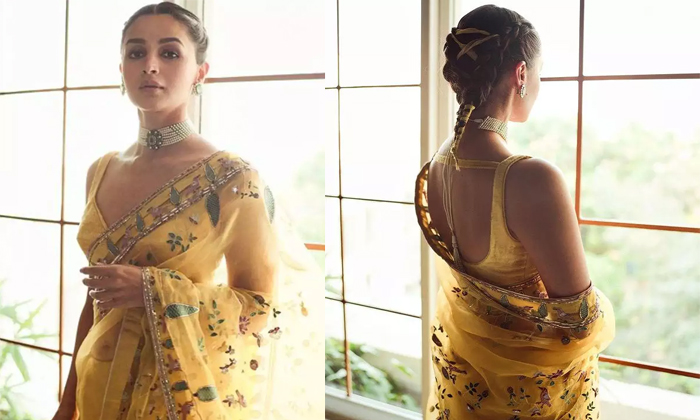  Alia Bhatt Stunning Yellow Saree Costs Two And Half Lakh Rupees Pics Viral-TeluguStop.com