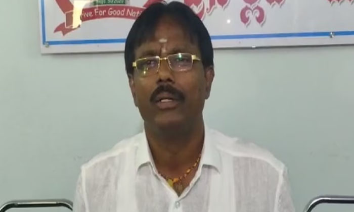 Telugu Allaramakrishna, Apcm, Ap, Mangalagiri-Politics