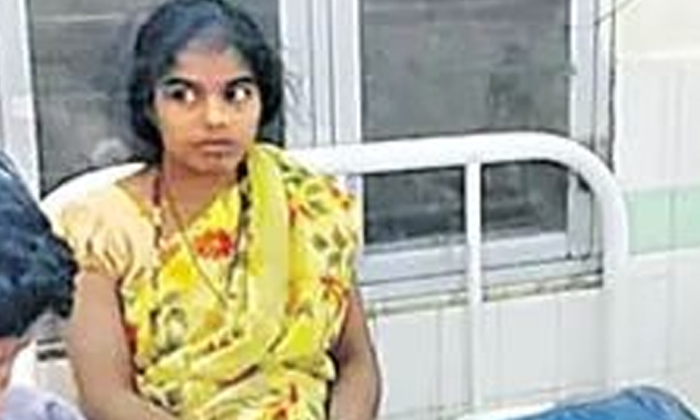  Atrocity In Mantralayam Butcher's Mother Who Killed Her Younger Sons , Si Narend-TeluguStop.com