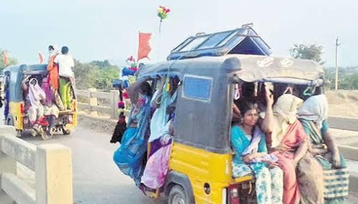  Travel Beyond The Limit..a Chance For Accidents Agricultural Laborers ,autos, A-TeluguStop.com