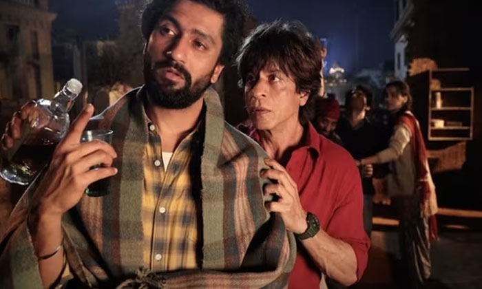 Telugu Bollywood, Dunki, Dunki Review, Rajkumar Hirani, Review, Shah Rukh Khan, Telugu Bollywood, Dunki, Dunki Review, Rajkumar Hirani, Review, Shah Rukh Khan,