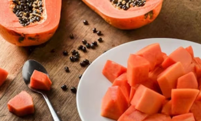  Eating Papaya, Fruit On An Empty Stomach, Along With Being A Good Immunity Boost-TeluguStop.com
