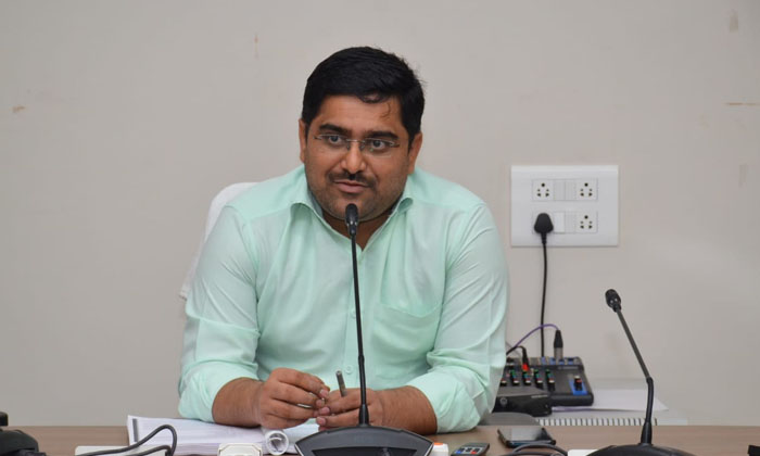  Mig Jam Should Be On Alert For Typhoon: District Collector-TeluguStop.com