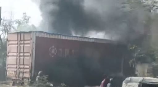  Container Lorry Caught Fire In Medchal District..!!-TeluguStop.com