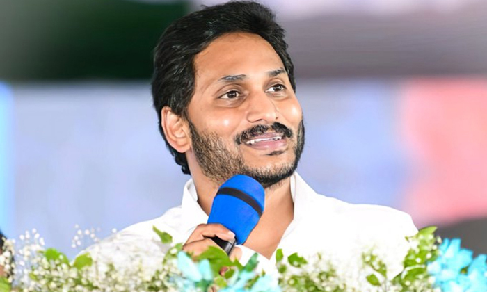  Few Things About Common Man Hero Ap Cm Jagan Mohan Reddy On His Birthday Special-TeluguStop.com