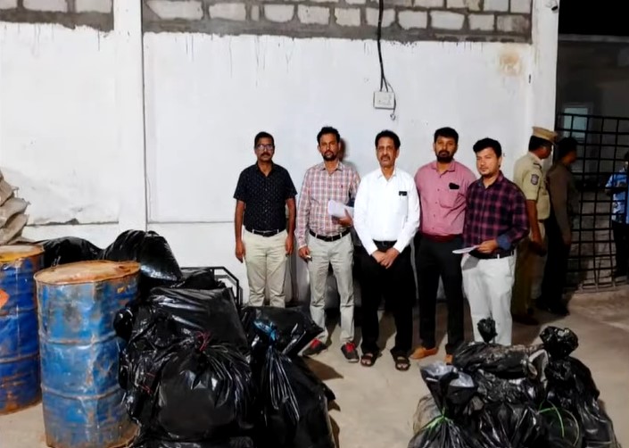 Excise Raids In Hyderabad And Khammam Districts..!! Excise Raids In Hyderabad And Khammam Districts..!!-TeluguStop.com