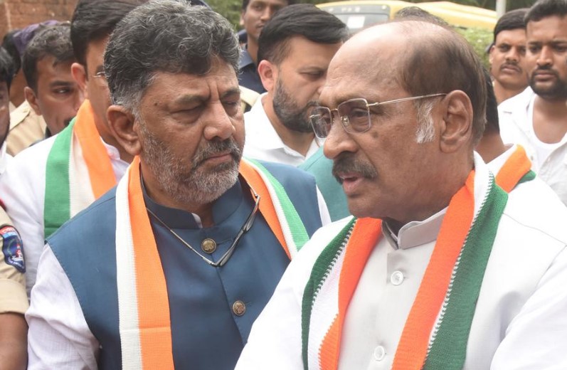  Congress Exercise On Selection Of Telangana Cm..!!-TeluguStop.com