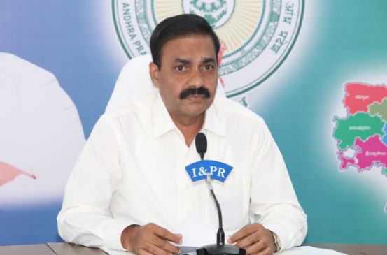  Minister Kakani Challenges Chandrababu To Come To Public Discussion-TeluguStop.com