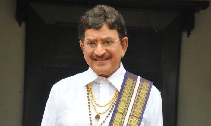  Superstar Krishna Injured While In Sultan Movie Shooting Details, Krishna, Super-TeluguStop.com