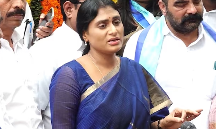  Congress Won Telangana Because Of Them Ys Sharmila Sensational Comments , Congre-TeluguStop.com